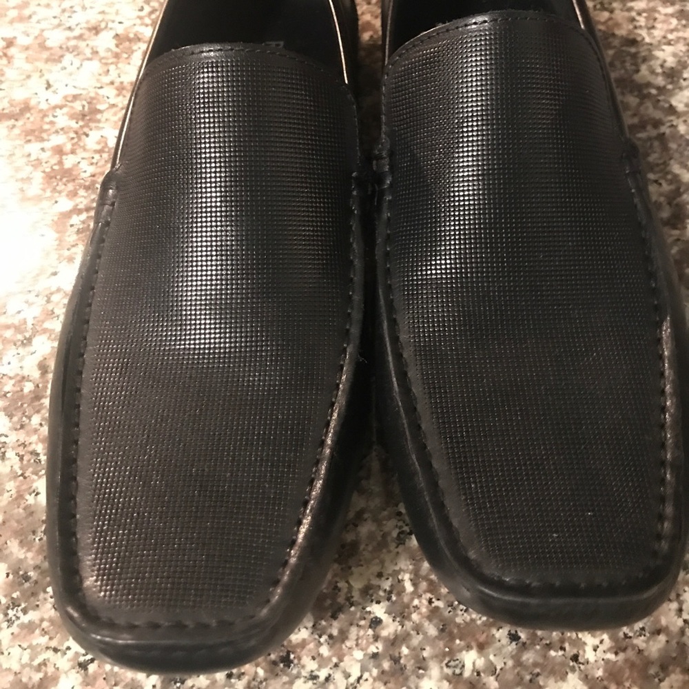 New Men's size 10.5 Blk Leather Kenneth Cole